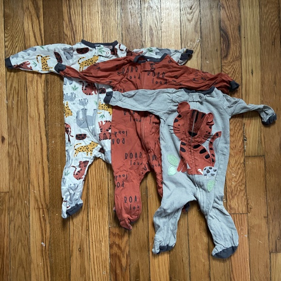 Gerber Pajama Set - Picture 1 of 1
